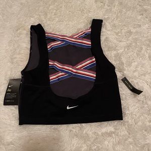 NIKE TIGHT FIT TANK W OPEN BACK CRISS CROSS